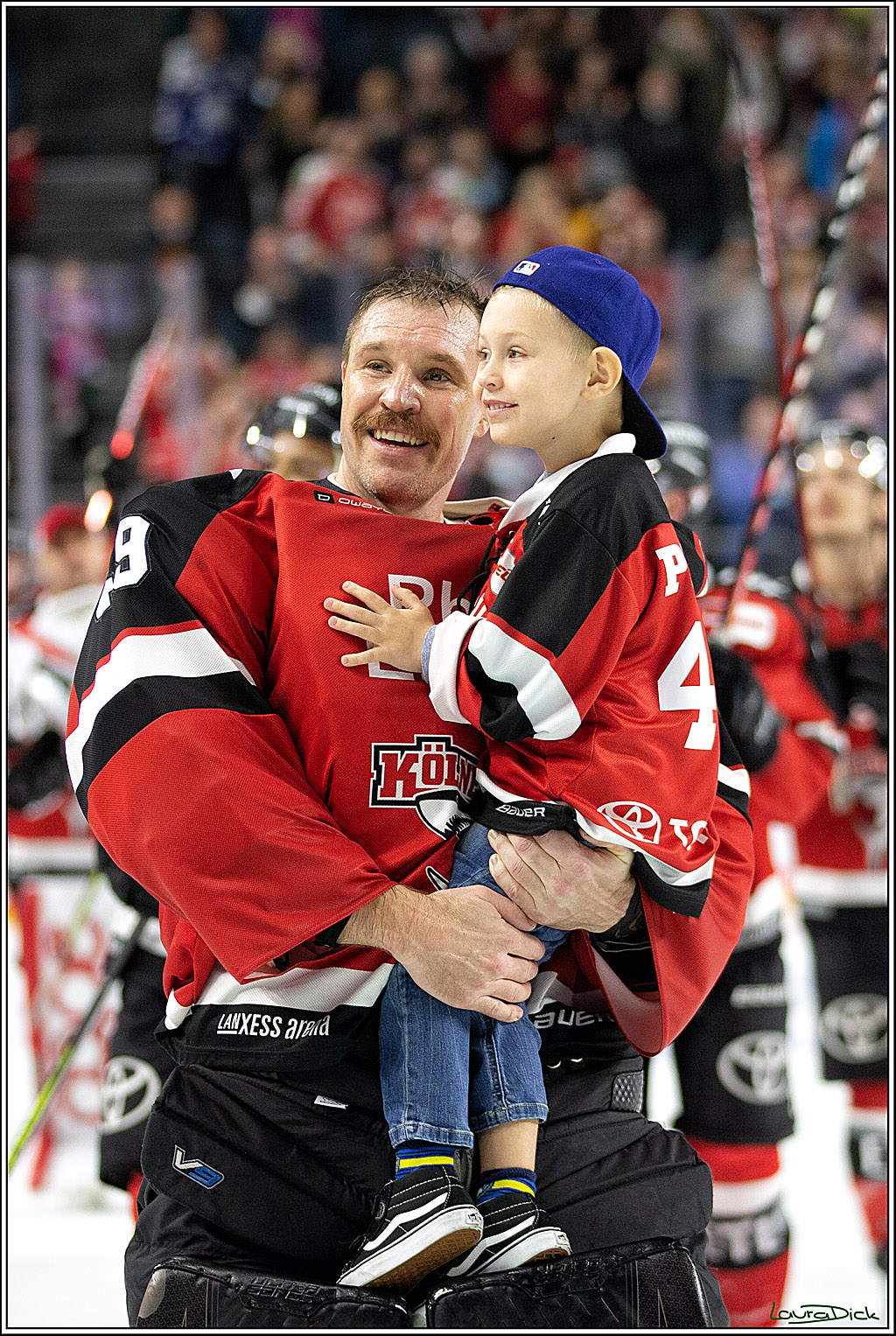 PENNY DEL;  Koelner Haie - Krefeld Pinguins; Koeln, 31.10.2021